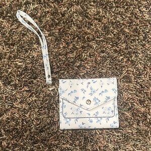 Floral Blue and White Wristlet